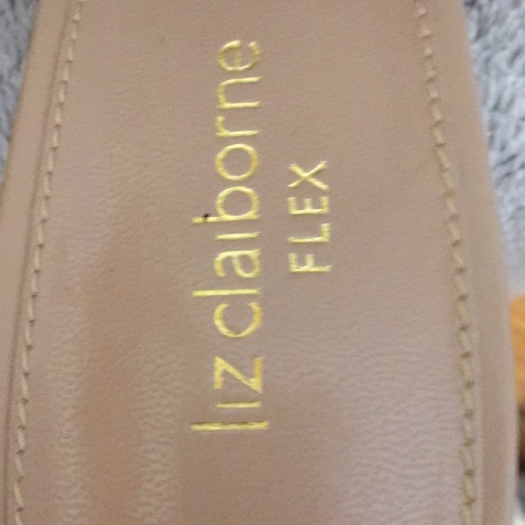 💗Women’s Liz Claiborne shoes💗 - Picture 6 of 8